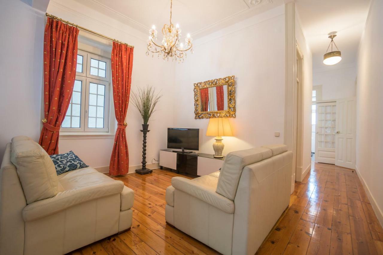 Campo Pequeno 3Bdr Apartment Lisbona Esterno foto