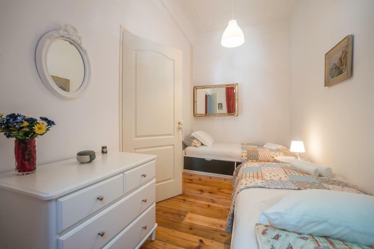 Campo Pequeno 3Bdr Apartment Lisbona Esterno foto