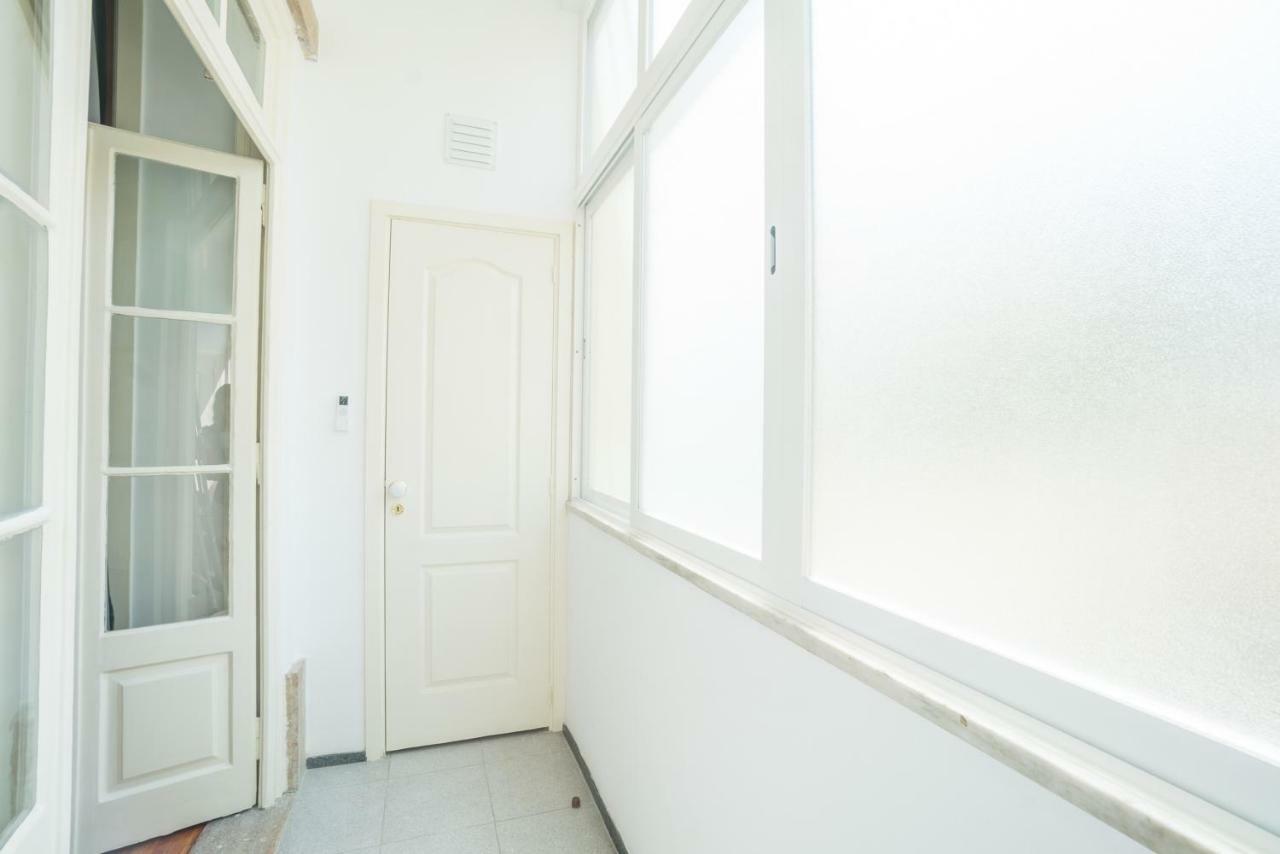 Campo Pequeno 3Bdr Apartment Lisbona Esterno foto